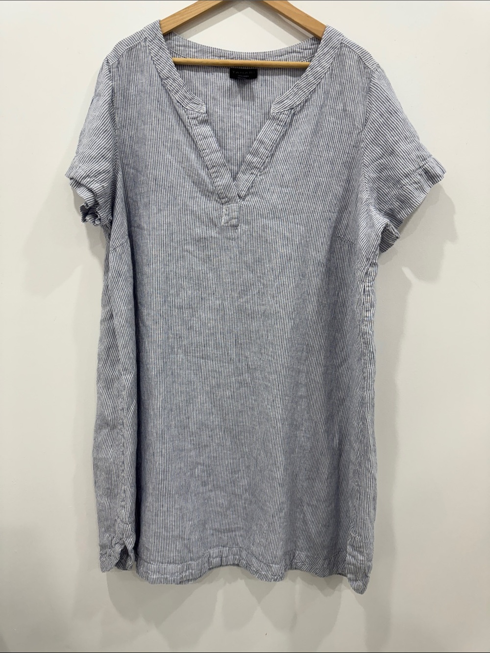 Tahari 2X 100% Linen Blue White Striped V Neck Midi Dress